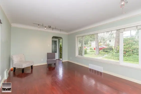 341 West 24th Street, North Vancouver For Sale - image 5