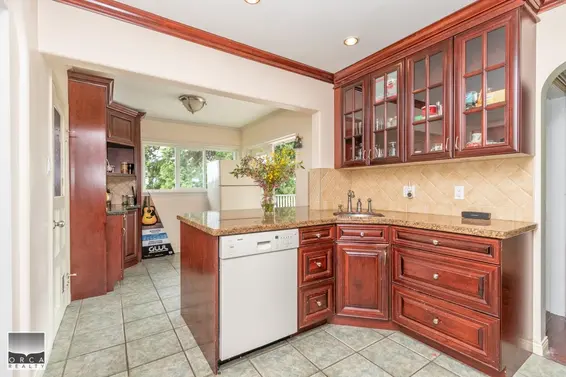 341 West 24th Street, North Vancouver For Sale - image 8