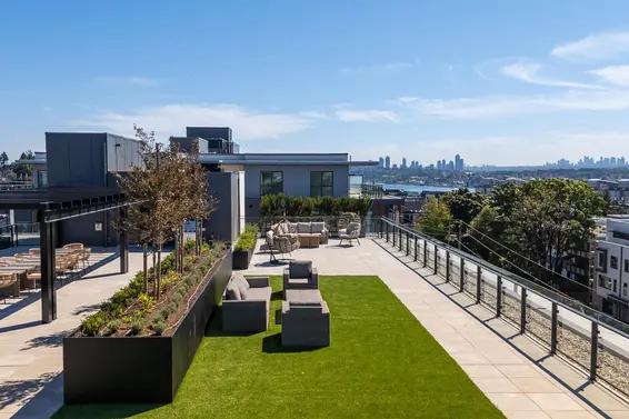 366 422 East 3rd Street, North Vancouver For Sale - image 11