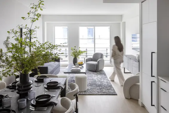 366 422 East 3rd Street, North Vancouver For Sale - image 3