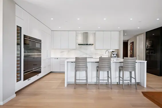 209 1355 Bellevue Avenue, West Vancouver For Sale - image 17