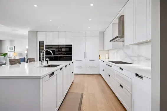 209 1355 Bellevue Avenue, West Vancouver For Sale - image 19