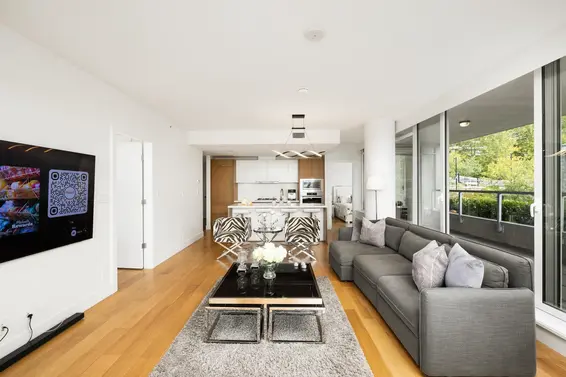303 866 Arthur Erickson Place, West Vancouver For Sale - image 12