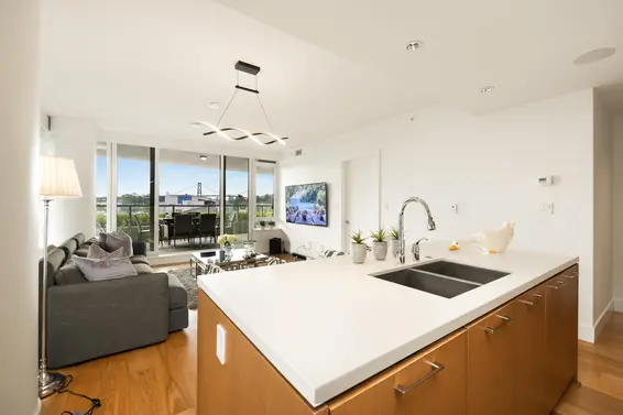 303 866 Arthur Erickson Place, West Vancouver For Sale - image 14