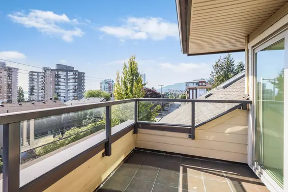 4 215 East 4th Street, North Vancouver For Sale - image 12