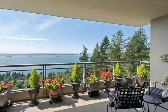 902 3355 Cypress Place, West Vancouver For Sale - image 2