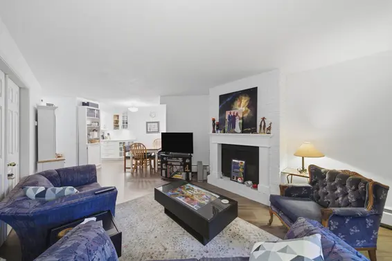 212 2620 Fromme Road, North Vancouver For Sale - image 16