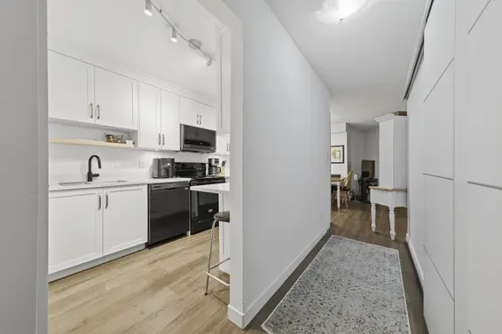 212 2620 Fromme Road, North Vancouver For Sale - image 4