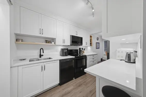 212 2620 Fromme Road, North Vancouver For Sale - image 5