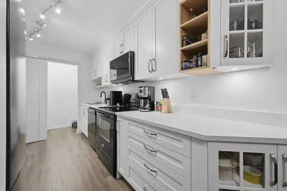 212 2620 Fromme Road, North Vancouver For Sale - image 8