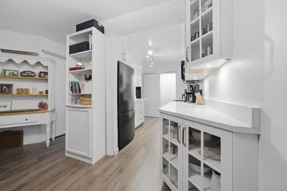 212 2620 Fromme Road, North Vancouver For Sale - image 9