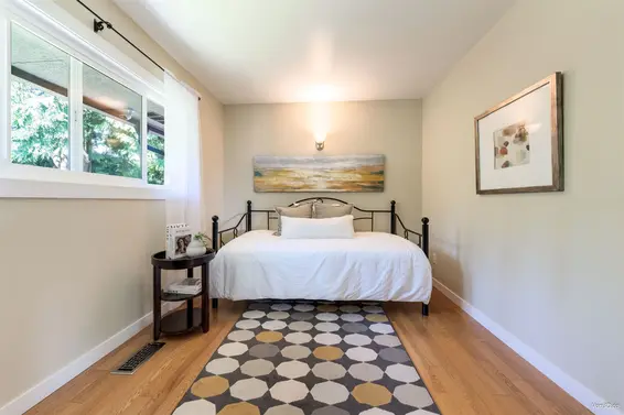 949 Hartford Place, North Vancouver For Sale - image 13