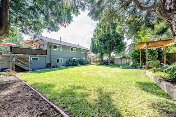 949 Hartford Place, North Vancouver For Sale - image 38