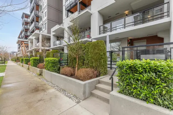 TH5 128 East 8th Street, North Vancouver For Sale - image 30