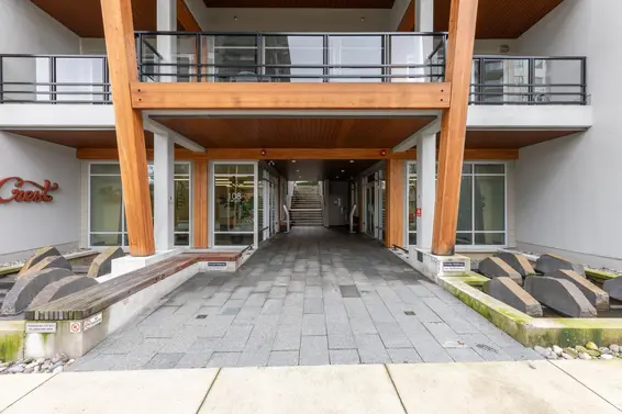 TH5 128 East 8th Street, North Vancouver For Sale - image 37