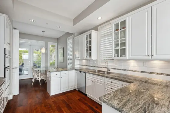 2416 Carr Lane, West Vancouver For Sale - image 16