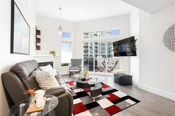 418 147 East 1St Street, North Vancouver For Sale - image 2