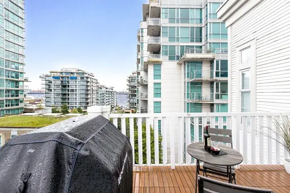 418 147 East 1St Street, North Vancouver For Sale - image 8