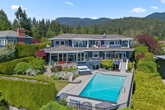 4222 Rockridge Road, West Vancouver