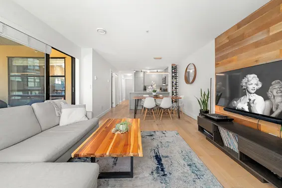 404 124 West 3rd Street, North Vancouver For Sale - image 15