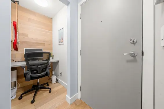 404 124 West 3rd Street, North Vancouver For Sale - image 32