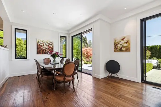 939 Friar Crescent, North Vancouver For Sale - image 11