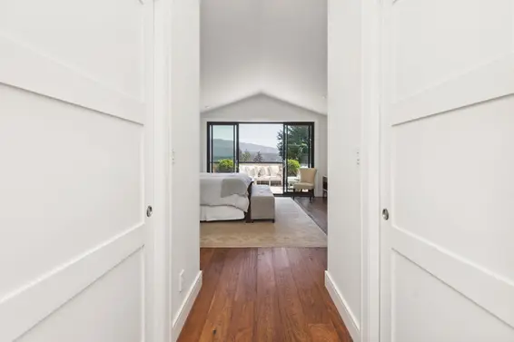 939 Friar Crescent, North Vancouver For Sale - image 17