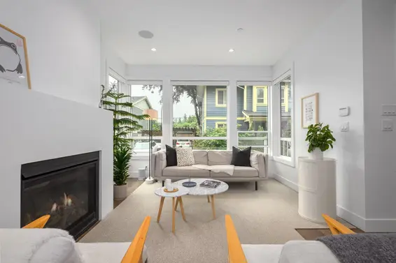 2006 Carson Court, North Vancouver For Sale - image 2