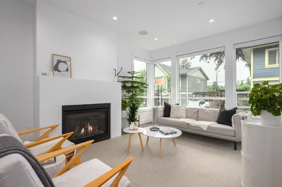 2006 Carson Court, North Vancouver For Sale - image 3