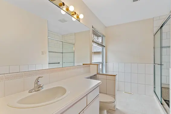 1135 Croft Road, North Vancouver For Sale - image 12