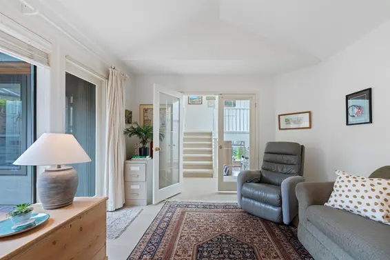 5186 Meadfeild Road, West Vancouver For Sale - image 14