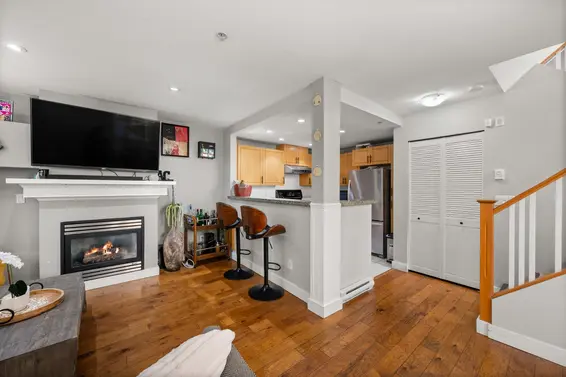 1 1075 Lynn Valley Road, North Vancouver For Sale - image 15