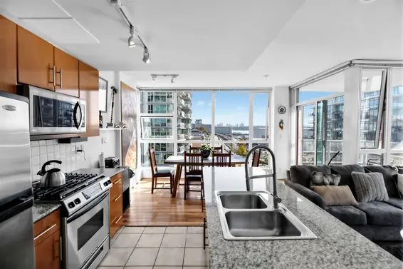 806 168 East Esplanade Avenue, North Vancouver For Sale - image 6