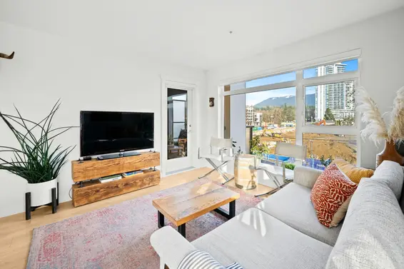 303 1519 Crown Street, North Vancouver For Sale - image 10