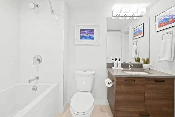 303 1519 Crown Street, North Vancouver For Sale - image 20