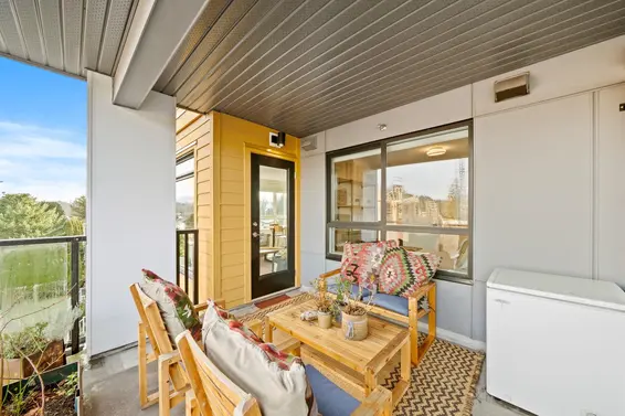 303 1519 Crown Street, North Vancouver For Sale - image 3