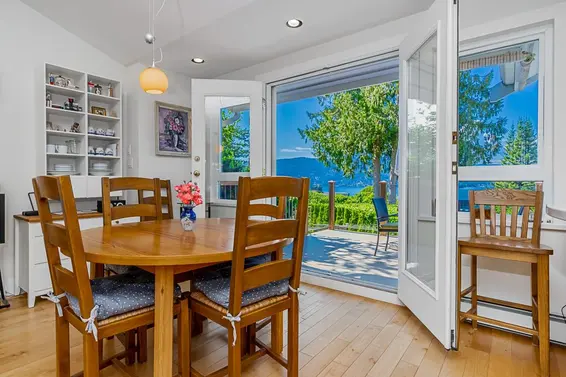 6245 Nelson Avenue, West Vancouver For Sale - image 16