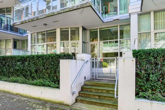 110 175 Victory Ship Way, North Vancouver For Sale - image 19