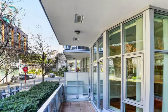 110 175 Victory Ship Way, North Vancouver For Sale - image 20