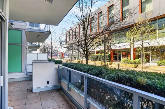 110 175 Victory Ship Way, North Vancouver For Sale - image 23