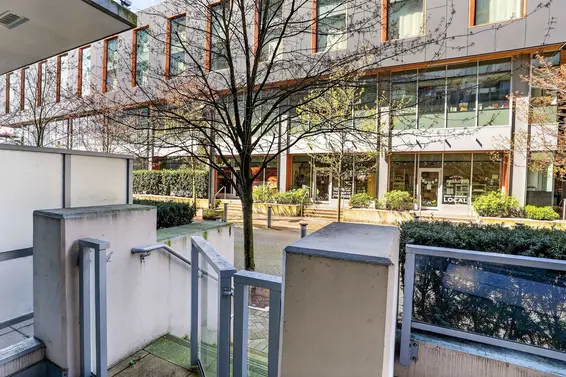 110 175 Victory Ship Way, North Vancouver For Sale - image 25