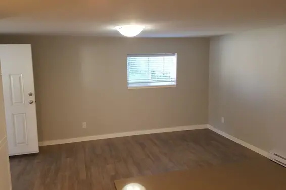 887 East 17th Street, North Vancouver For Sale - image 34
