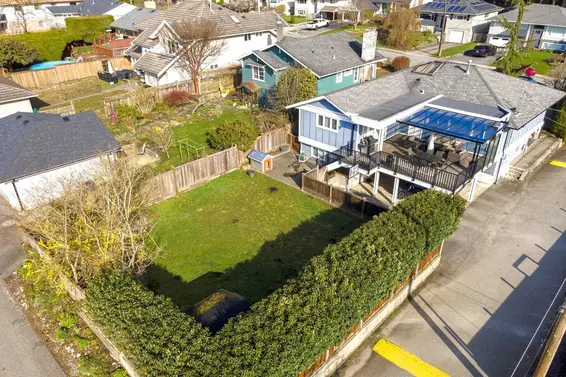 887 East 17th Street, North Vancouver For Sale - image 37
