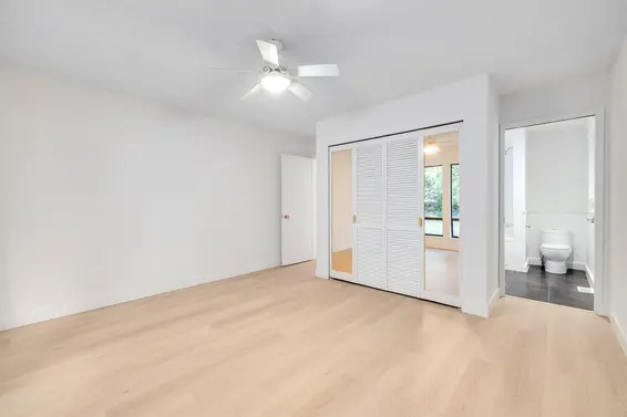 4755 Cove Cliff Road, North Vancouver For Sale - image 16