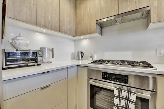 602 108 East 8Th Street, North Vancouver For Sale - image 10