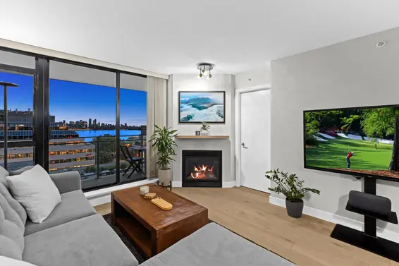 510 175 West 1st Street, North Vancouver For Sale - image 2