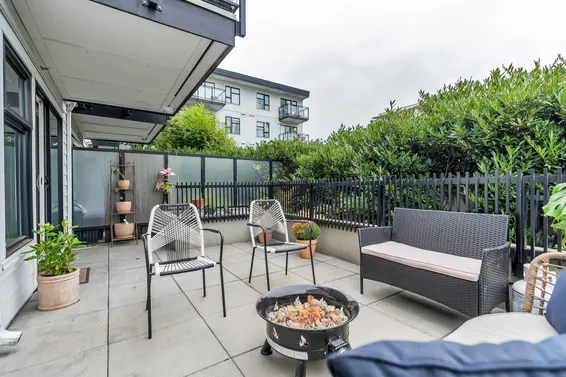 212 111 East 3rd Street, North Vancouver For Sale - image 4