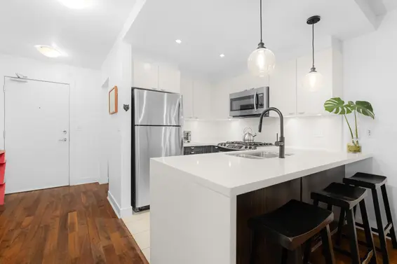 603 160 West 3rd Street, North Vancouver For Sale - image 8