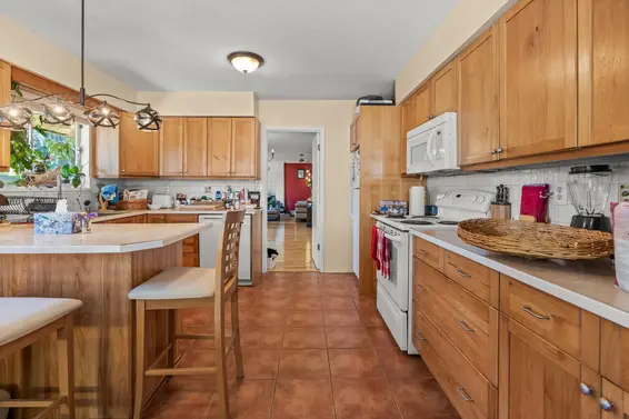 1422 Kilmer Road, North Vancouver For Sale - image 15