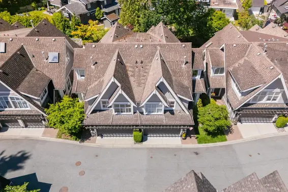 3775 Edgemont Boulevard, North Vancouver For Sale - image 33